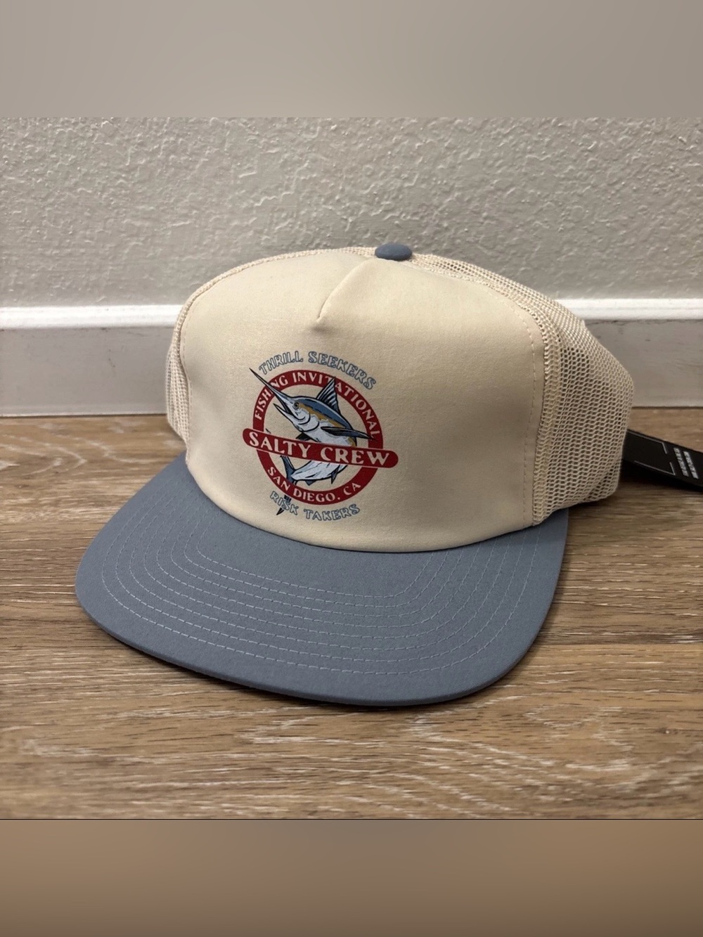 Salty Crew Trucker Mesh Hat SnapBack Marlin Cream Interclub Thrill Seekers NWT